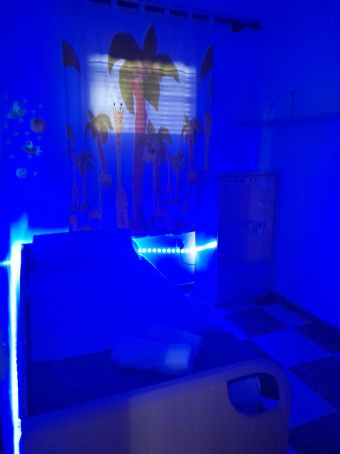 Disfruta De Un Barrio Tranquilo Daire Alcalá de Guadaira Dış mekan fotoğraf