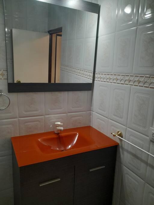 Disfruta De Un Barrio Tranquilo Daire Alcalá de Guadaira Dış mekan fotoğraf
